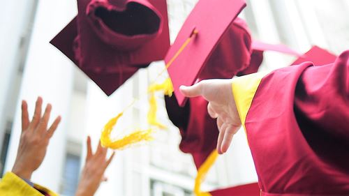 CHẤT LƯỢNG ĐÀO TẠO TIẾN SĨ VÀ BÀI BÁO KHOA HỌC ĐĂNG TRÊN TẬP SAN KHOA HỌC QUỐC TẾ