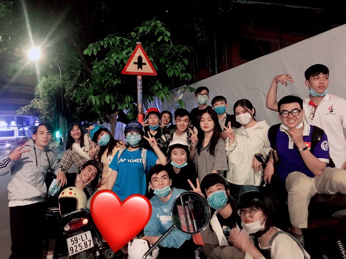 Đêm yêu thương và những trải nghiệm nhân ái của Tân sinh viên