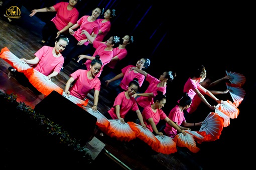 Thi kết thúc học phần Chất liệu múa: Vịt hóa thiên nga